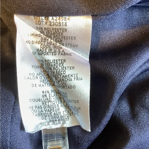 Betsy & Adam‎ Size 14 Ruffled-Front Gown - Picture 7 of 7